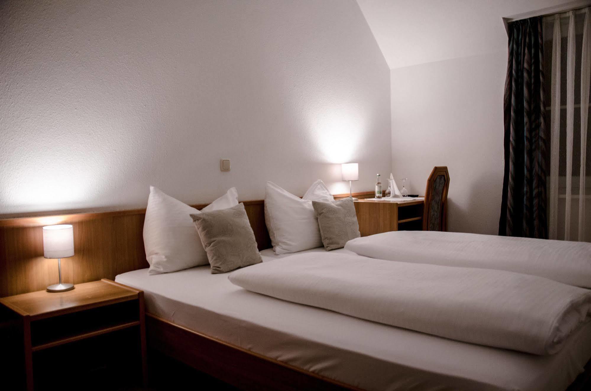 Hotel Blaue Traube Schongau Extérieur photo